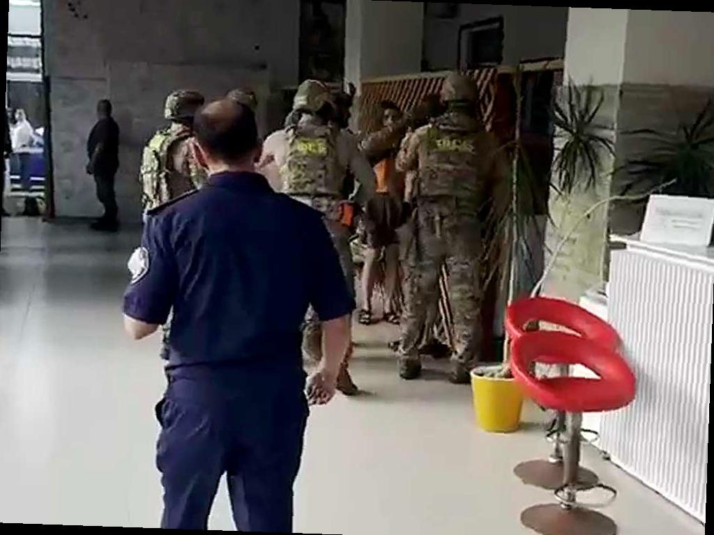 В Сочи арестовали мать и сына по обвинению в экстремизме