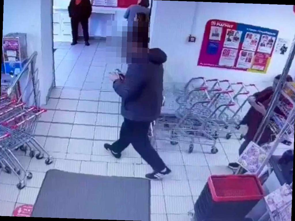 Сотрудница магазина помешала грабителю в Сочи