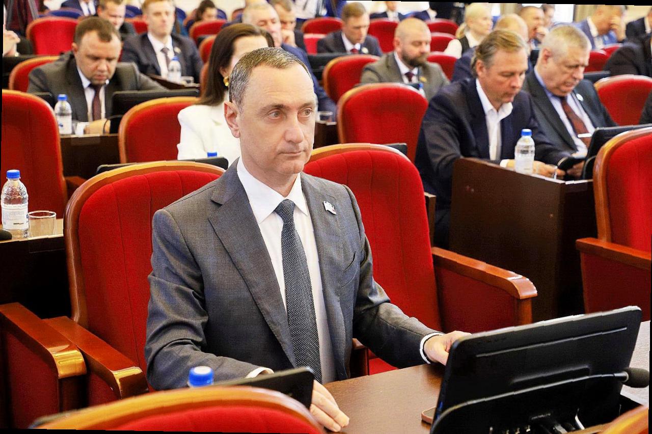 «Виктор Тепляков участвовал в работе сессии ЗСК»