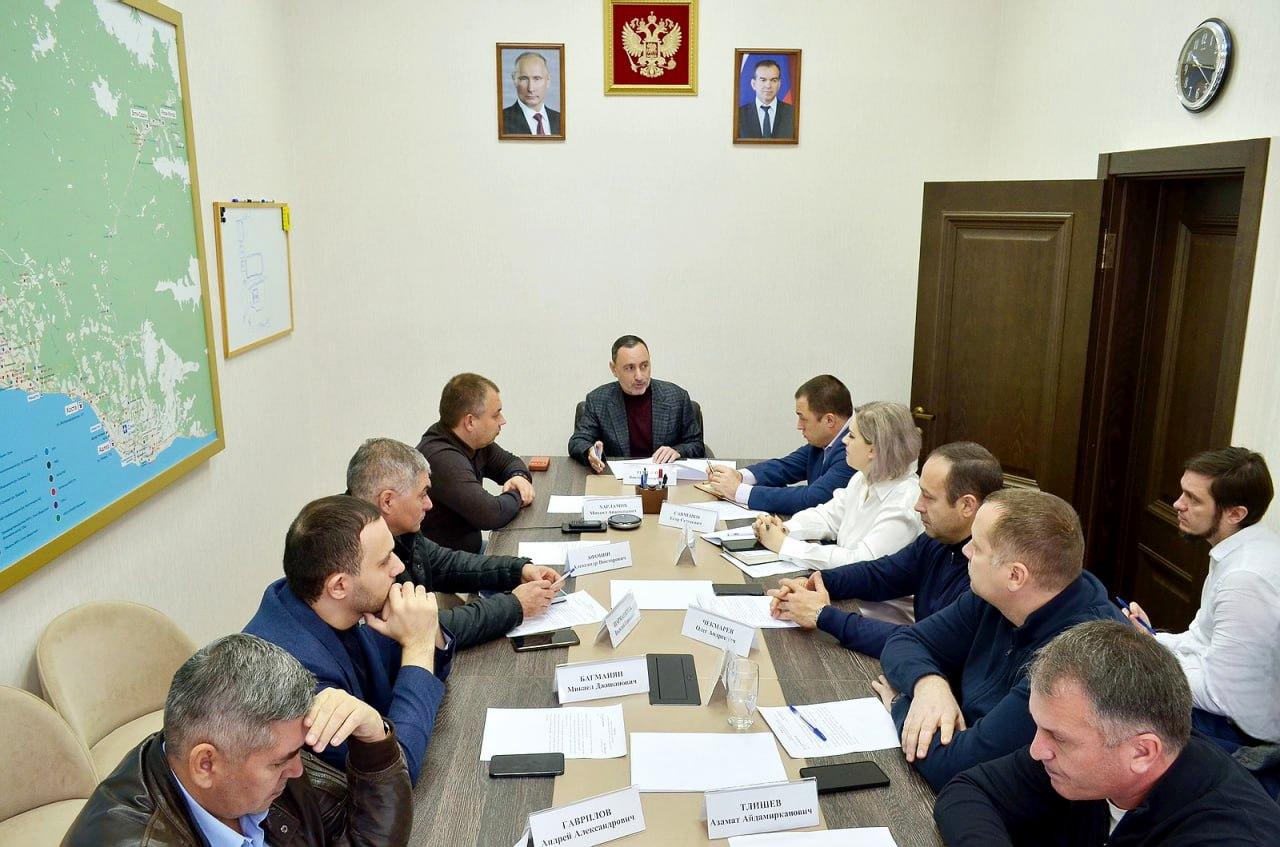 «Решение проблемы парковки в водоохранной зоне реки Сочи»