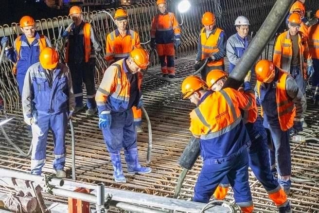 Строительство обхода Адлера продолжается с бетонированием эстакад через реку Кудепсту