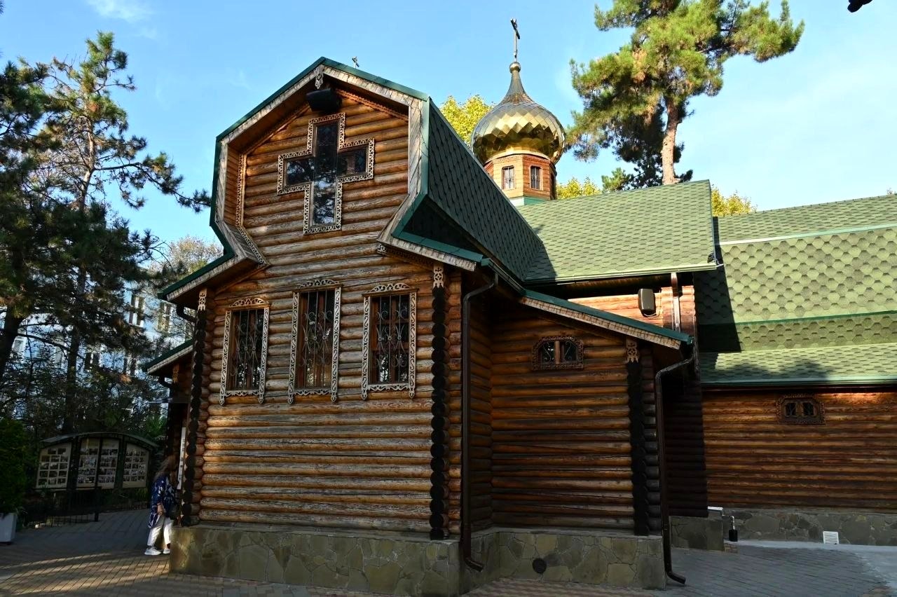 Помощь кризисного центра «Нечаянная радость» в Сочи для семей с детьми в 2023 году
